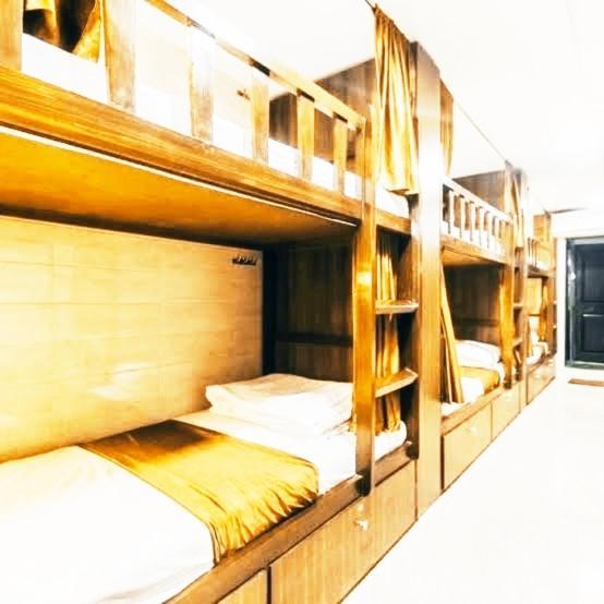 Awesome Dormitory Male Only Мумбаї Екстер'єр фото